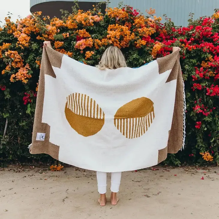 Horizon Blanket