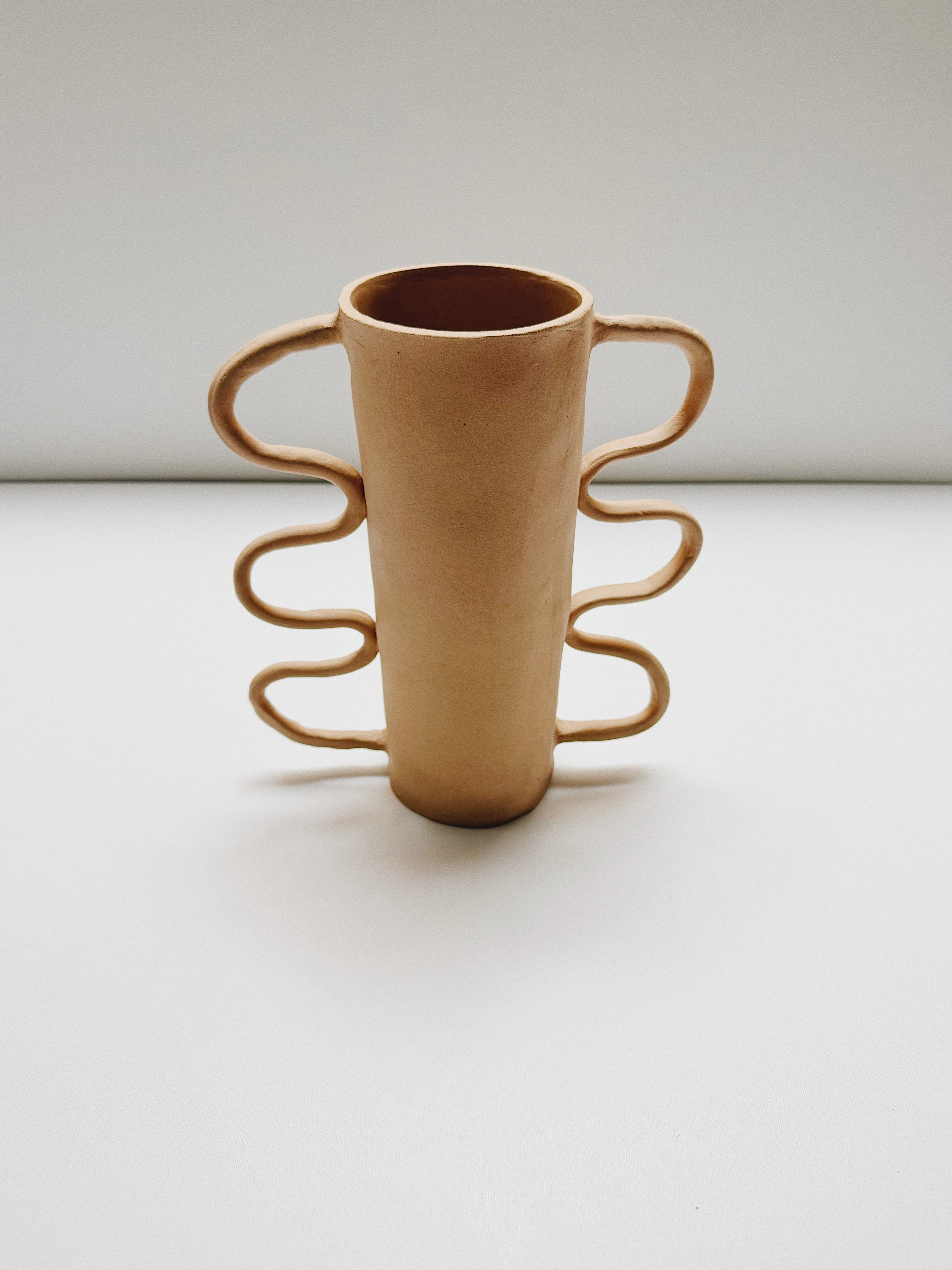 WAVES VASE - SAND -001